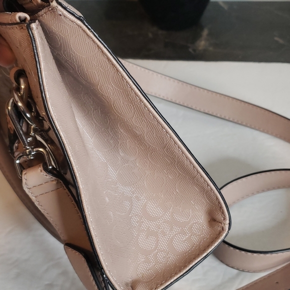 Guess Beige Cream Shoulder Bag - Picture 6 of 10